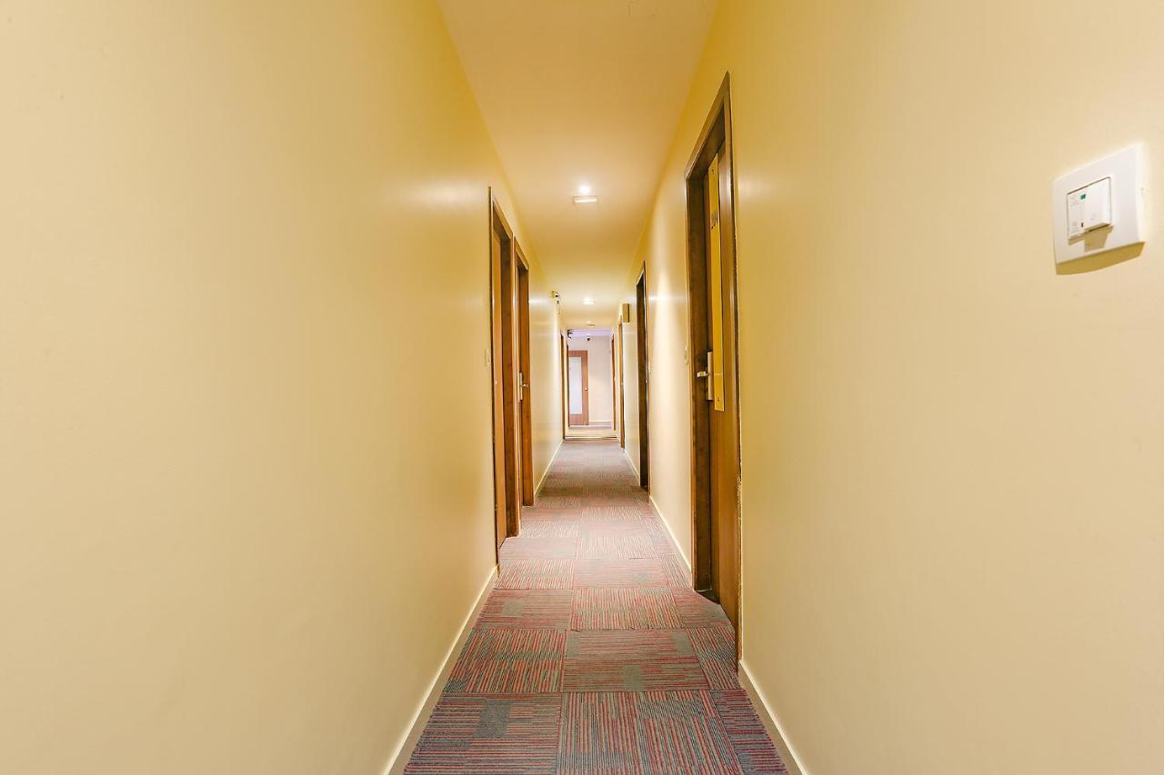 Fabhotel Royal International Mumbai Exterior photo